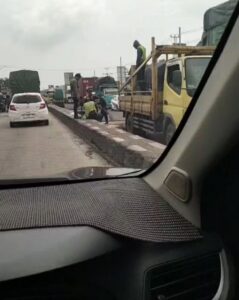 Perbaikan Jalan di Pantura Cepiring Kendal Sebabkan Kemacetan Hingga 2 KM Arah Semarang